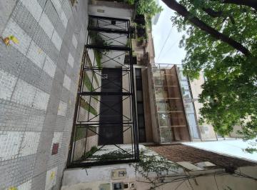 Departamento · 48m² · 2 Ambientes · Dos Ambientes Al Frente con Balcon en Duplex, Dormitorio en Suite, Toilette, Impecable