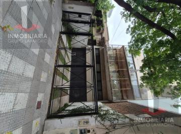 Departamento · 48m² · 2 Ambientes · Dos Ambientes Al Frente con Balcon en Duplex, Dormitorio en Suite, Toilette, Impecable