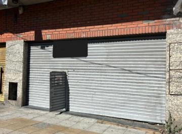 Local comercial · 160m² · 1 Ambiente · Local Sobre Camino en Alquiler Wilde