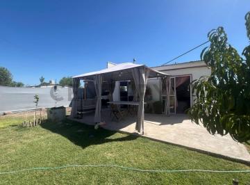 Casa · 50m² · 3 Ambientes · 2 Cocheras · Venta de Casa en Barrio Cerrado Oasis