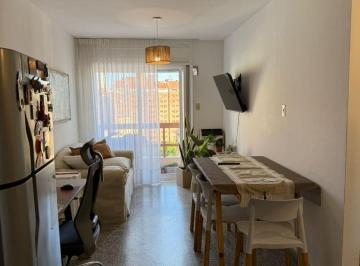 Departamento · 45m² · 2 Ambientes · 1 Cochera · 1d Opcoin Cochera Aparte a Una Cuadra de P Olmos!