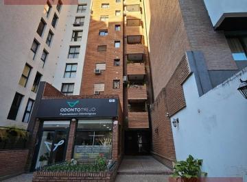 Departamento · 60m² · 5 Ambientes · Departamento en Nueva Córdoba, 2 Dorm.. Totalmente Refaccionado. Expensas Bajas!