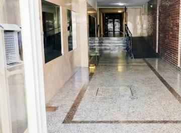 Departamento · 48m² · 3 Ambientes · Departamento con Renta Activa y Apto Crédito! Ubicación Estratégica