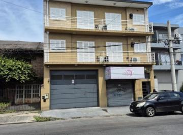 Departamento · 65m² · 2 Ambientes · 1 Cochera · Alquiler - Amplio Departamento 2 Ambientes con Cochera
