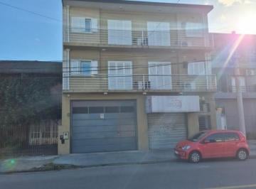Departamento · 65m² · 2 Ambientes · 1 Cochera · Alquiler - Amplio Departamento 2 Ambientes con Cochera