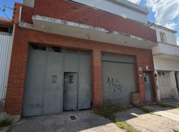 Bodega-Galpón de 3 ambientes, Lanús · Galpón en Alquiler de 500 m² Ubicado en Lanús Oeste