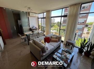 Departamento · 73m² · 3 Ambientes · Semi Piso en Duplex Al Frente con Balcón ¡Impecable!