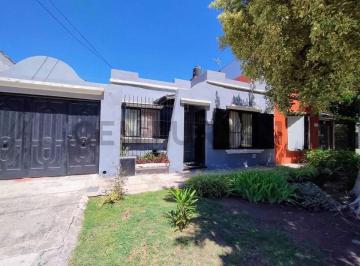 PH · 80m² · 3 Ambientes · 1 Cochera · Venta PH 3 Ambientes en Ituzaingo Norte con Patio y Cochera - Apto Credito
