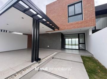 Casa · 300m² · 6 Ambientes · 2 Cocheras · Venta Casa en Campo Chico