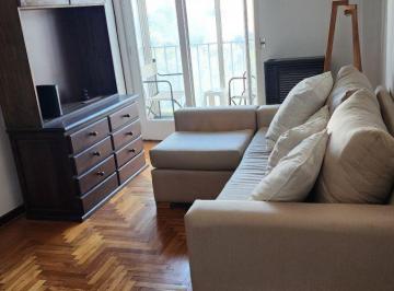 Departamento de 3 ambientes, Boedo · 3 Ambientes Contrafrente con Balcón. Súper Luminoso