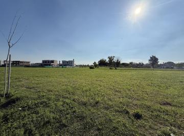 Terreno · 685m² · Venta Lote en Barrio Village Plaza, Bella Vista