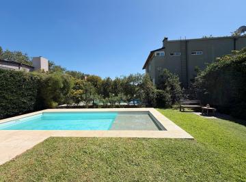 Casa · 200m² · 6 Ambientes · 2 Cocheras · Venta Casa 4 Dorm. en Barrio Cerrado Los Pasos Piscina Parrillero