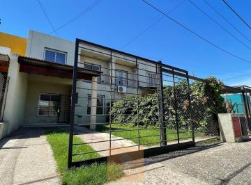 Casa · 148m² · 5 Ambientes · 1 Cochera · Casa en Nuevo Poeta Lugones