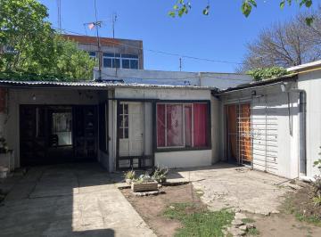 Casa · 93m² · 4 Ambientes · 2 Cocheras · Venta Casa Gutierrez 4 Amb con Patio y Parrilla
