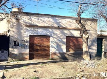 Casa · 124m² · 4 Ambientes · 2 Cocheras · Venta Casa Apto Credito con Local Berazategui