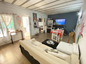 Casa · 80m² · 4 Ambientes · 3 Cocheras · Casa + Departamento en Barrio Marítimo, Hudson