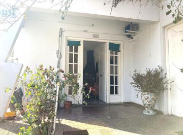 Casa · 146m² · 3 Ambientes · 4 Cocheras · Casaventa Apto Credito Casa Local Lote de 400 m²