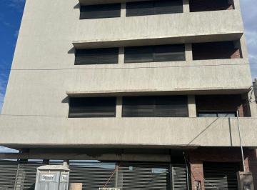 Departamento de 5 ambientes, Bahía Blanca · Departamento de 135 m² con 3 Dorm. en Venta en Centro