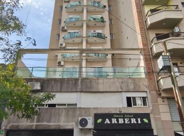 Departamento de 2 ambientes, La Plata · Alquiler Departamento 1 Dormitorio C/terraza - 9 E/ 55 y 56 - La Plata