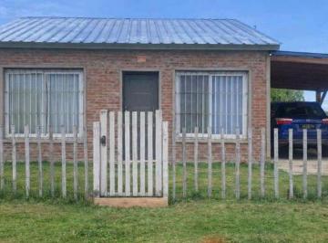 Casa de 4 ambientes, Chapadmalal · Casa Amoblada en Venta en Chapadmalal – Ideal Vivienda + Renta