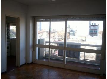 Departamento · 60m² · 3 Ambientes · Depto 3 Amb Hipolito Yrigoyen 100. Martínez