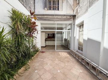 Casa · 150m² · 6 Ambientes · Casa de 4 Dorm. en Venta en Arroyito
