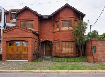 Casa · 280m² · 5 Ambientes · 3 Cocheras · Chalet 5 Ambientes Venta Ramos Mejia