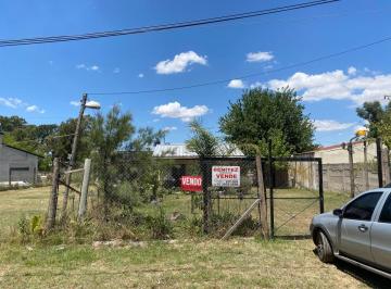 Quinta vacacional de 3 ambientes, Florencio Varela · Venta, Casa Quinta, en La Capilla, F. Cio. Varela, de 12 de Frente X 100 de Fondo.