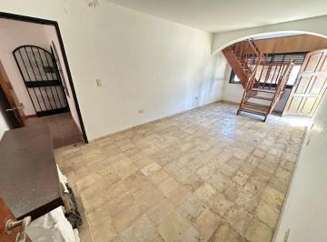 Casa · 171m² · 7 Ambientes · 1 Cochera · Casa en Barrio Rucci