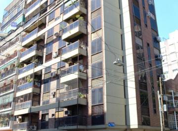 Departamento · 90m² · 5 Ambientes · 1 Cochera · Departamento de 3 Dormitorio y Cochera