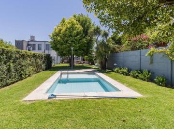 SVA-SVA-111_2 · Casa en Venta en Ringuelet