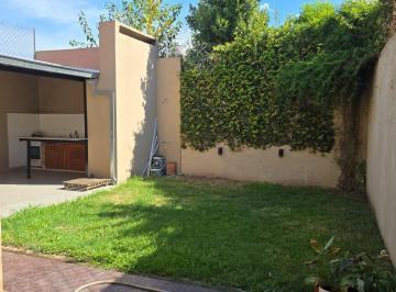 Casa de 6 ambientes, Morón · Hermosa Casa en Morón, Cerca del Acceso Oeste