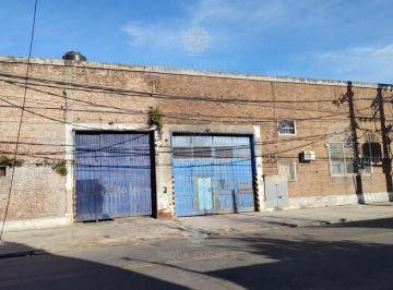 Bodega-Galpón , Avellaneda · Bodega - Galpon con 1725 m² en Alquiler en Dock Sud