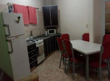 Casa · 44m² · 2 Ambientes · Casa en Condarco 2100, Lanús