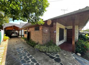 Casa · 82m² · 3 Ambientes · 3 Cocheras · Casa 3 Ambientes en Venta en Martínez