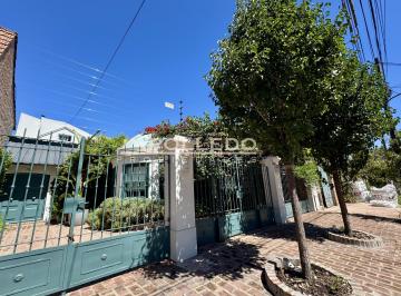 Casa de 6 ambientes, San Isidro · Casa en Venta en San Isidro