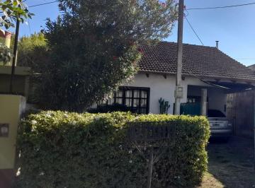 Casa de 1 ambiente, San Vicente · Chalet en Alejandro Korn Centro