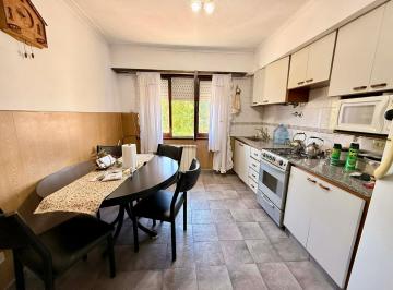 Departamento · 50m² · 2 Dormitorios · Latorre Prop. Vende PH 3 Ambientes - Villa Primera