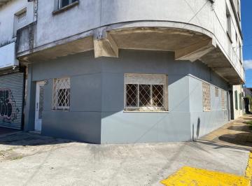 Departamento · 70m² · 3 Ambientes · Departamento 3 Ambientes Planta Baja, Al Frente. Sin Expensas en Temperley Este
