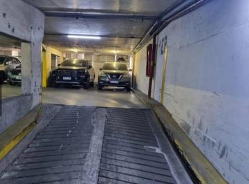 Garage · 13m² · Venta Cochera Fija, Grande 13 m, por Rampa