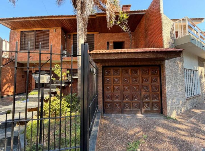 PH · 150m² · 7 Ambientes · 2 Cocheras