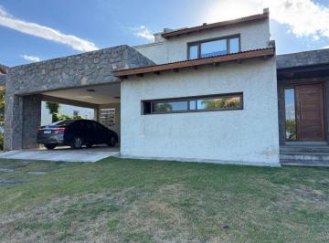 Casa de 5 ambientes, La Calera · Casa en Venta en Barrio Privado La Rufina