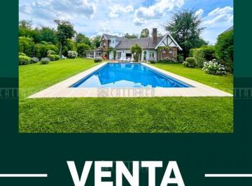 Casa · 260m² · 5 Ambientes · 2 Cocheras · Propiedad en Venta - La Martona - Acepta Financiación
