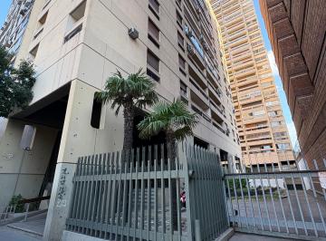 Departamento de 5 ambientes, Córdoba · Venta de Departamento en - Av Colón 845 Piso 17 C