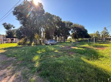 Terreno · 300m² · Liquido Lote Esquina en Villa Catalina