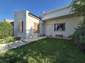 Casa · 306m² · 10 Ambientes · 2 Cocheras · Casa en Venta | 4 Dorm. | Pileta | Bº Portales del Sol