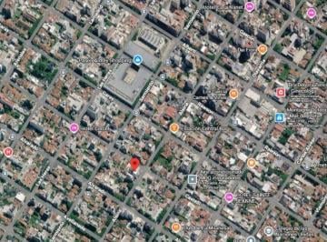 Casa · 240m² · 6 Ambientes · 2 Cocheras · Casa en Guemes