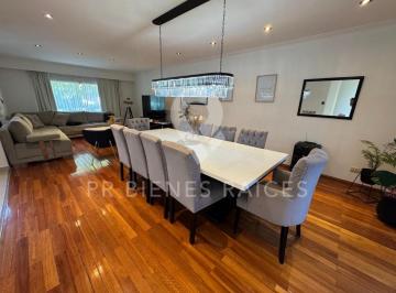 Casa · 330m² · 5 Ambientes · 2 Cocheras · Casa - El Lauquen