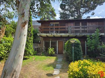 Casa · 75m² · 2 Dormitorios · 1 Cochera · Dúplex en Venta - Zona Dúplex - Excelente Estado - Jardín Parrilla