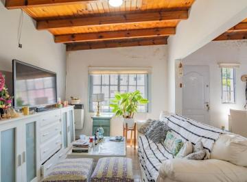 SVA-SVA-109_2 · Casa en Venta en La Plata, con Departamento de 1 Dormitorio
